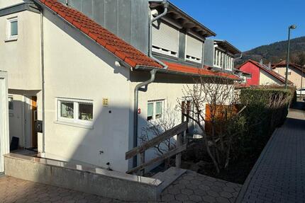 Tolles Haus in außergewöhnlicher Lage - Bühl