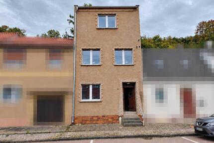Haus zum Selbstausbau – geringe oder keine Anfangsmiete - Hettstedt