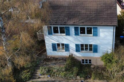 Einfamilienhaus - 550.000,00&nbsp;EUR Kaufpreis, ca.&nbsp; 127,00&nbsp;m&sup2; in Waldenbuch (PLZ: 71111)
