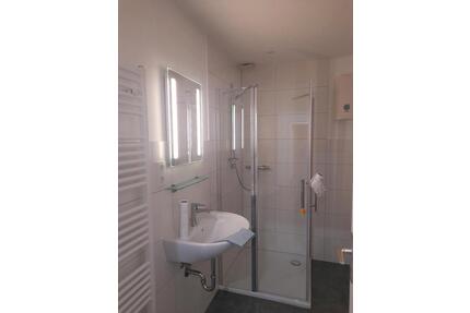 Wohnung DG - 980,00&nbsp;EUR Kaltmiete, ca.&nbsp; 85,00&nbsp;m&sup2; in Waldbröl (PLZ: 51545)