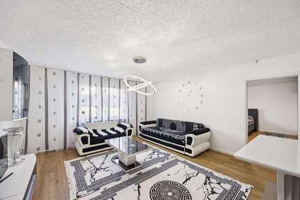 Wohnung zum Kaufen in Freiburg 215.000,00 € 81.42 m²