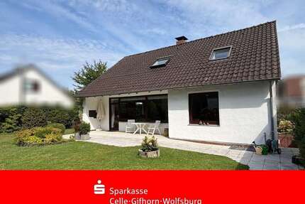 Haus zum Kaufen in Wolfsburg 359.000,00 € 133.62 m²