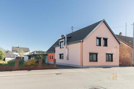 Modernisiertes EFH mit 1211 m² Grundstück, Sauna, PV & Grundstück - Bruchmühlbach-Miesau
