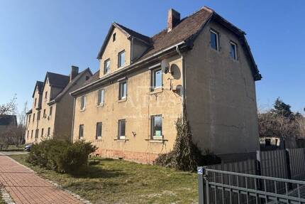 Mehrfamilienhaus zur Sanierung in Hakeborn