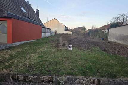 Grundstück zu verkaufen in Rehlingen-Siersburg 69.000,00 € 344 m²