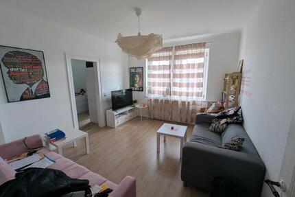 2-Zimmer-Wohnung in Gotha Ost ab sofort, möbliert mit Küche