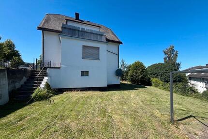 Großes EFH in Brilon mit großzügigem Grundstück