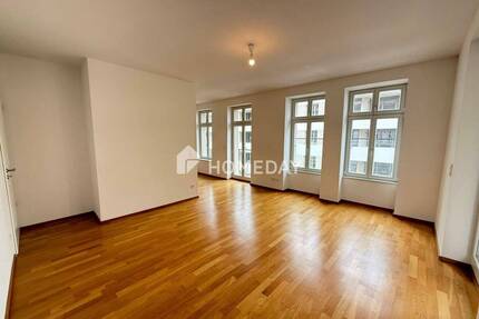 Altbauflair trifft Wohnkomfort - Zwei Zimmer, zwei Balkone und modernes Ambiente - Leipzig Neustadt-Neuschönefeld