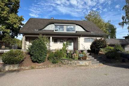 Haus zum Kaufen in Mastershausen 999.000,00 € 390 m²