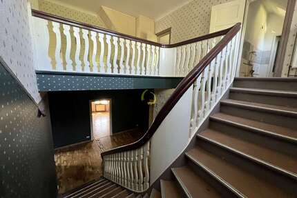 Haus zum Kaufen in Luckenwalde 389.000,00 € 318 m²