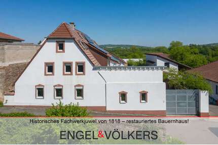 Haus zum Kaufen in Eisenberg 425.000,00 € 301 m²