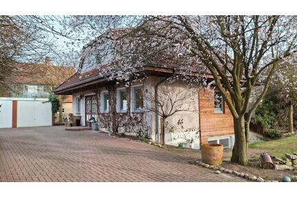 Freistehendes Familienhaus mit Garten und Sauna, 182 m² - Uetze