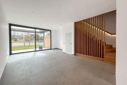 Idyllisches Wohnen am Caputher See - modernes Reihenhaus mit Naturblick - Schwielowsee