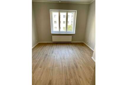 Wohnung zum Mieten in Berlin 1.401,62 € 69 m²