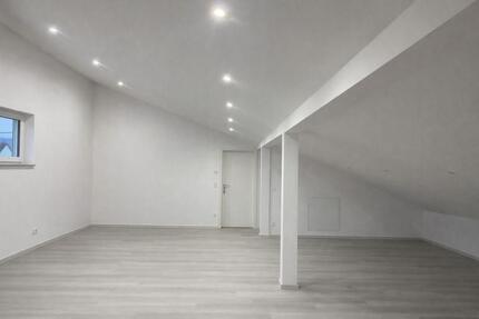 Wohnung ab sofort frei! - 920,00&nbsp;EUR Kaltmiete, ca.&nbsp; 85,00&nbsp;m&sup2; in Saarlouis (PLZ: 66740)