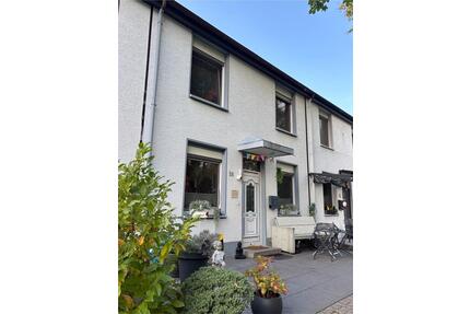 REIHENMITTELHAUS mit Wintergarten - Lünen- Niederaden