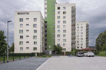 Drei Zimmer Wohnung in Hanau mit Balkon zu verkaufen