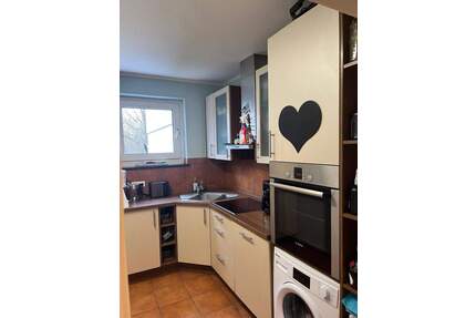 Charmante 4 Zimmer Wohnung in Bad Homburg - renoviert, mit Blick in den Park! - Bad Homburg vor der Höhe