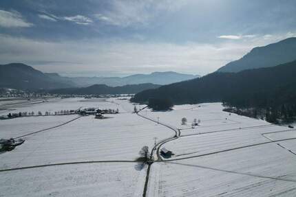 Tolles Baugrundstück mit Bergblick im schönen Grassau