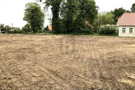 Grundstück zu verkaufen in Lalendorf 95.000,00 € 3257 m²