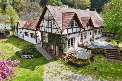 Haus zum Kaufen in Carlsberg 629.000,00 € 169 m²