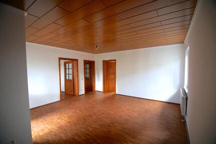 NEU - Schöne Wohnung im Altbaustil - 5ZKB-OG mit Einbauküche - Hilchenbach