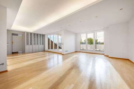 Wohnung zum Mieten in Düsseldorf 2.700,00 € 135 m²