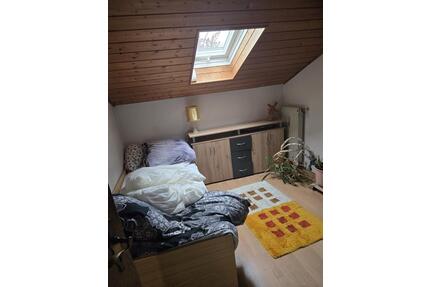 Möbeliertes Zimmer in Hohenpeißenberg