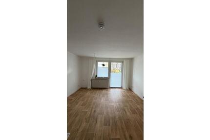 3 Raum Wohnung in Eisenberg mit Balkon - Jena