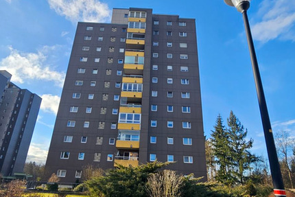 Weitblick, 4-Zi., 2 Bäder - Wohnung im Mittelrain im 10. OG zu verkaufen - Heidenheim Schnaitheim