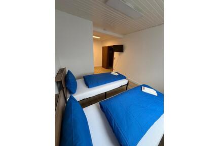 Wohnung 6 Betten Küche Bad Parkplätze inkl. - Fürth Eigenes Heim