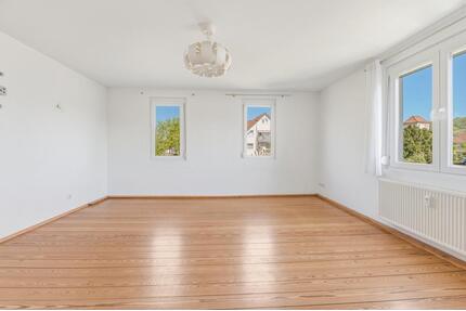 3-Zimmer-Wohnung im Obergeschoss mit Süd-West-Balkon - Weilheim an der Teck