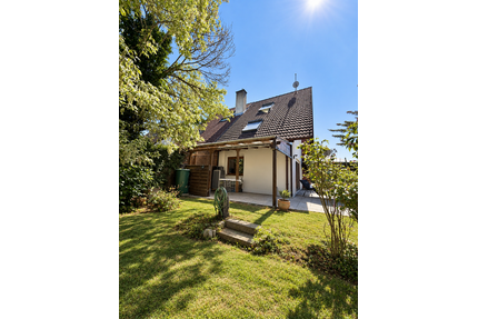 Haus zum Kaufen in Zirndorf 490.000,00 € 99 m²