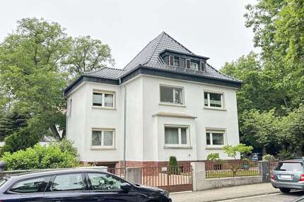 Haus zum Kaufen in Neu-Isenburg 790.000,00 € 220.47 m²