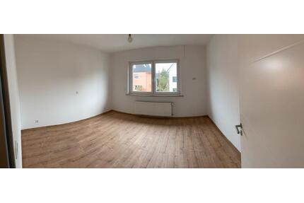 Attraktive 2,5-Zimmer-Erdgeschosswohnung mit Balkon - Dortmund Hombruch
