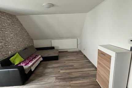 2 Zimmer Dachgeschoss Wohnung - 400,00&nbsp;EUR Kaltmiete, ca.&nbsp; 45,00&nbsp;m&sup2; in Rottenbuch (PLZ: 82401)