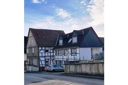 Haus zum Kaufen in Schwerte-Westhofen 290.000,00 € 283 m²