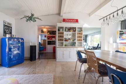 Haus zum Kaufen in Gilching 1.425.000,00 € 190 m²