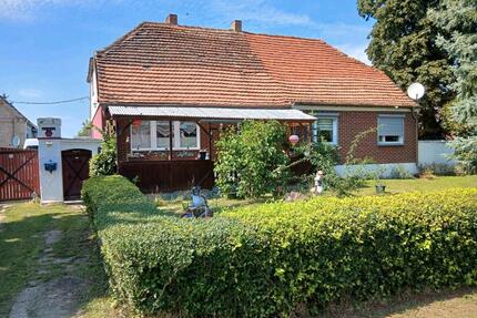 Zwei Doppelhaushälften zu verkaufen - Bad Freienwalde (Oder)