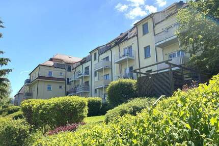 Vermietete 2-Raum DG-Wohnung mit Balkon und Stellplatz in Marienthal! - Zwickau