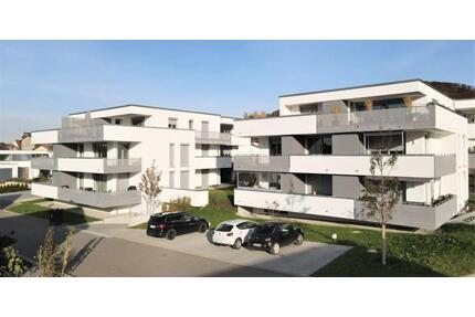 Neuwertige 2-Zimmerwohnung mit Einbauküche und Balkon - Essingen
