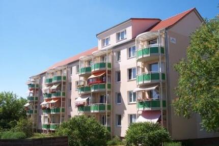 Erstbezug nach Sanierung! - 504,00&nbsp;EUR Kaltmiete, ca.&nbsp; 59,20&nbsp;m&sup2; in Neustrelitz (PLZ: 17235)