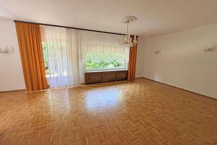 Haus zum Kaufen in Wiesbaden- Heßloch 520.000,00 € 120 m²