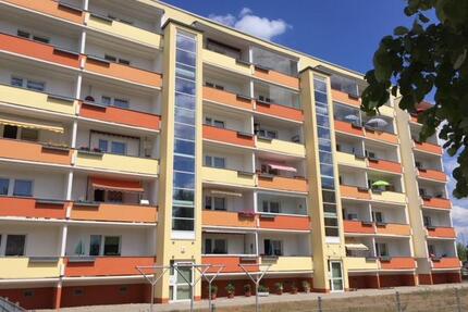 4-Raum Wohnung mit Balkon und Dusche ab 15. August 2026. - Waren (Müritz)