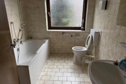 repräsentatives Wohnhaus - 1.800,00&nbsp;EUR Kaltmiete, ca.&nbsp; 180,00&nbsp;m&sup2; in Peine (PLZ: 31224)