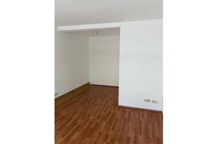 1-Raum Wohnung zu vermieten - 430,00&nbsp;EUR Kaltmiete, ca.&nbsp; 33,00&nbsp;m&sup2; in Friesack (PLZ: 14662)