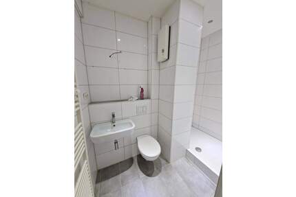 Erdgeschosswohnung mit modernem Bad... - Oberhausen Osterfeld-West