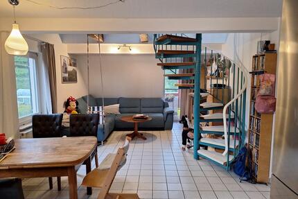 3-Zimmer-Maisonetten-Wohnung - 630,00&nbsp;EUR Kaltmiete, ca.&nbsp; 83,00&nbsp;m&sup2; in Sulz am Neckar (PLZ: 72172)