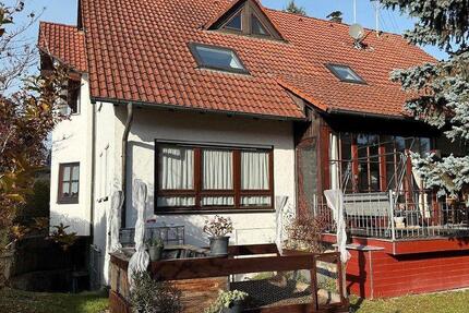 Großzügiges 2 Familien Haus mit Garten, Doppelgarage Nutzfläche - Rottenburg am Neckar