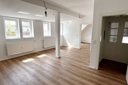 Erstbezug nach Sanierung: Helle 3-Zi.-Wohnung, optional EBK & Top-Dämmung – ideal für 1-2 Personen - Darmstadt Darmstadt/Viertel